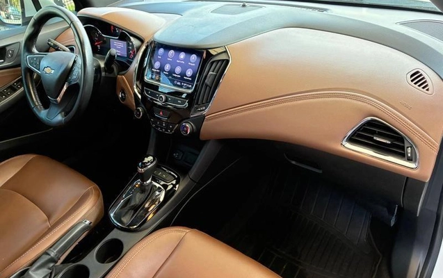 imagem-https://www.socarrao.com.br/sc-vehicle-images-prod/4003125/1790013575561-8495839_6_B_7b3c1e4d40.jpeg