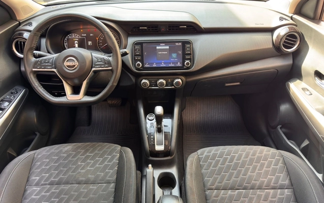 imagem-https://www.socarrao.com.br/sc-vehicle-images-prod/4003452/1790014191853-NjhmODkwNGMtN2ViMC00ZDQyLWJjZTYtYzA0ZjA5MmU5YTAwLmpwZWc.jpeg