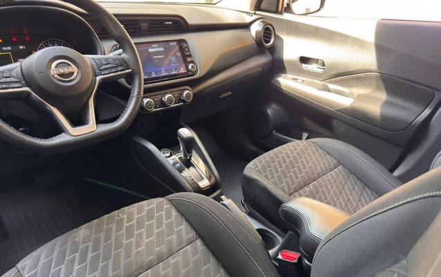 imagem-https://www.socarrao.com.br/sc-vehicle-images-prod/4003452/1790014192593-YzAwNDViODEtMmMwNi00ZWQzLWE4MjQtZTQyMWJjNzhlNTZjLmpwZWc.jpeg