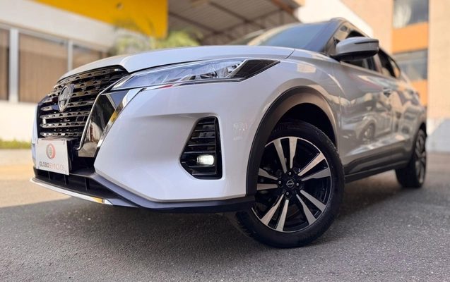 imagem-https://www.socarrao.com.br/sc-vehicle-images-prod/4003452/1790014192761-MTZjNTc2ZWQtMDE3Mi00NTlkLWJkNTAtZjc2OTY0YWZhMGZlLmpwZWc.jpeg