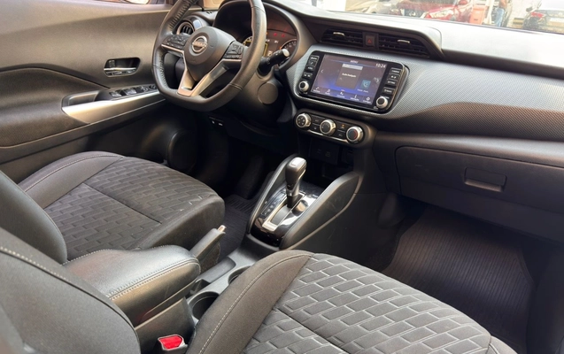 imagem-https://www.socarrao.com.br/sc-vehicle-images-prod/4003452/1790014192830-M2JjZDlkNWItOGQ1YS00OGMzLTlmM2EtOTIwOTIzMjFkMDkzLmpwZWc.jpeg