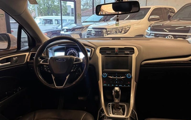 imagem-https://www.socarrao.com.br/sc-vehicle-images-prod/4003460/1790014232571-8461106_8_B_5f6b885b19.jpeg