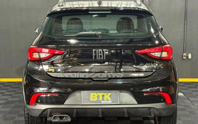 imagem-https://www.socarrao.com.br/sc-vehicle-images-prod/4003462/1790014249425-8496288_19_B_f9da6a6ea1.jpeg