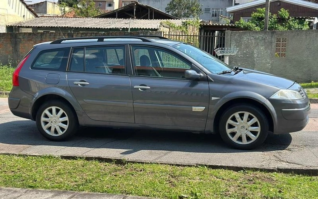 imagem-https://www.socarrao.com.br/sc-vehicle-images-prod/4003546/1790014444661-8497470_19_B_3c115e611e.jpeg