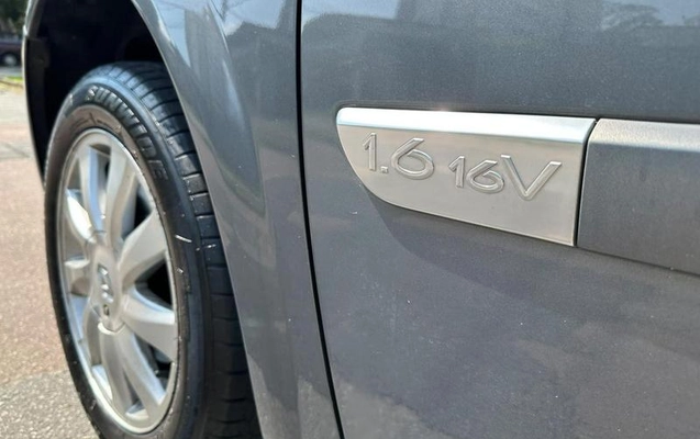 imagem-https://www.socarrao.com.br/sc-vehicle-images-prod/4003546/1790014444669-8497470_6_B_d2b89ba9a6.jpeg