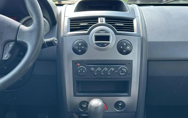 imagem-https://www.socarrao.com.br/sc-vehicle-images-prod/4003546/1790014444677-8497470_3_B_3d91fef95a.jpeg