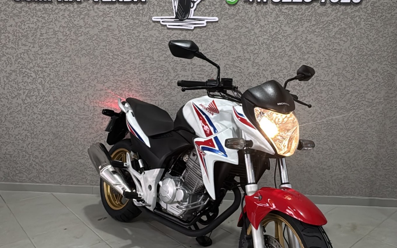 imagem-https://www.socarrao.com.br/sc-vehicle-images-prod/4003582/1790014479117-V2hhdHNBcHAgSW1hZ2UgMjAyNi0wOS0xOSBhdCAxMi40Mi4wNS5qcGVn.jpeg