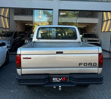 imagem-https://www.socarrao.com.br/sc-vehicle-images-prod/4003632/1790014611831-8458887_9_B_76e57a0313.jpeg