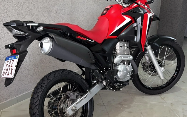 imagem-https://www.socarrao.com.br/sc-vehicle-images-prod/4003680/1790014580164-V2hhdHNBcHAgSW1hZ2UgMjAyNi0wOS0xNSBhdCAxMS40Ni4zMy5qcGVn.jpeg