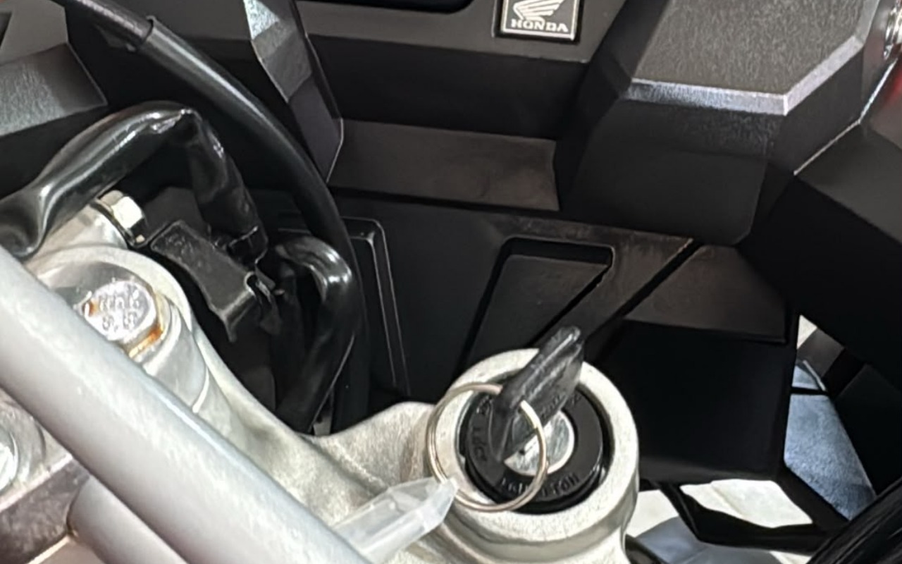 imagem-https://www.socarrao.com.br/sc-vehicle-images-prod/4003680/1790014580977-V2hhdHNBcHAgSW1hZ2UgMjAyNi0wOS0xNSBhdCAxMS40OC4yNi5qcGVn.jpeg