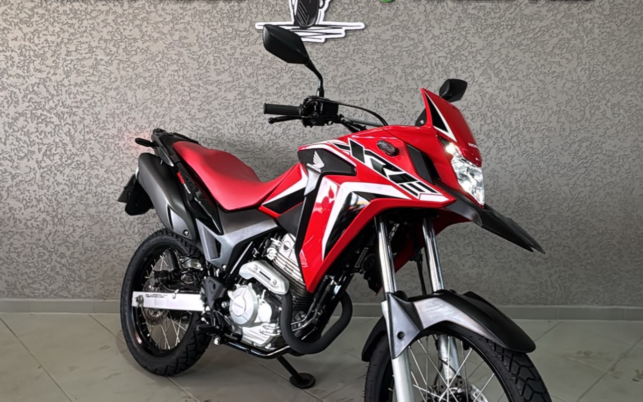 imagem-https://www.socarrao.com.br/sc-vehicle-images-prod/4003680/1790014581109-V2hhdHNBcHAgSW1hZ2UgMjAyNi0wOS0xNSBhdCAxMS40OS40Ny5qcGVn.jpeg