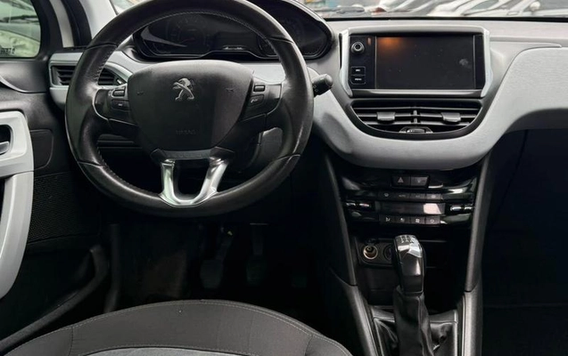imagem-https://www.socarrao.com.br/sc-vehicle-images-prod/4003719/1790015715027-8467304_2_B_64e19638ff.jpeg