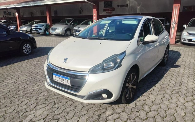 imagem-https://www.socarrao.com.br/sc-vehicle-images-prod/4003786/1790197616074-8497721_22_B_00e36acec5.jpeg