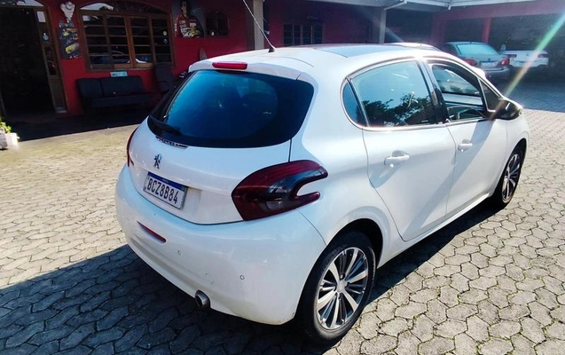 imagem-https://www.socarrao.com.br/sc-vehicle-images-prod/4003786/1790197616082-8497721_10_B_6042cee0c7.jpeg