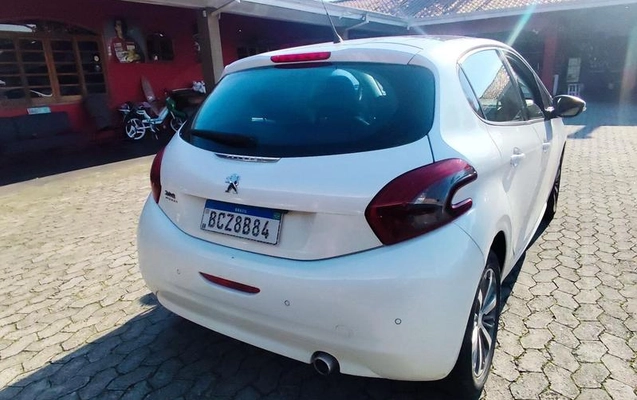imagem-https://www.socarrao.com.br/sc-vehicle-images-prod/4003786/1790197616085-8497721_8_B_1709023c04.jpeg