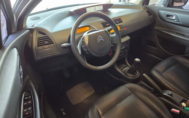 imagem-https://www.socarrao.com.br/sc-vehicle-images-prod/4003827/1790014976921-cac1c9b39c9b4737a0a49c9345a12db9_1789761728897.jpg