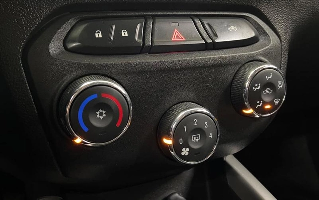 imagem-https://www.socarrao.com.br/sc-vehicle-images-prod/4003851/1790015168910-8496482_9_B_66c390ad21.jpeg