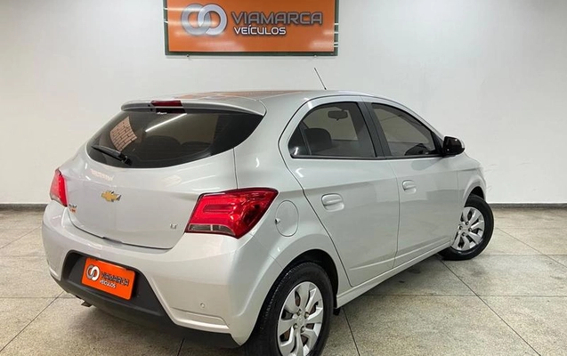 imagem-https://www.socarrao.com.br/sc-vehicle-images-prod/4003851/1790015168923-8496482_18_B_105c1f8d7a.jpeg