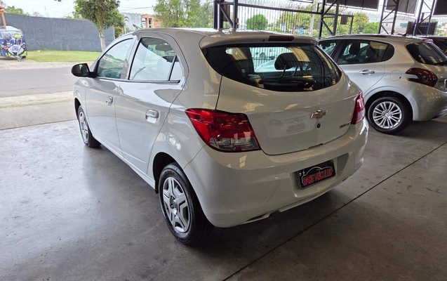 imagem-https://www.socarrao.com.br/sc-vehicle-images-prod/4003852/1790015029888-08d32937ffc14a51bbff328b7b380fdf_1789584347315.jpg