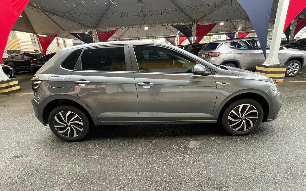 imagem-https://www.socarrao.com.br/sc-vehicle-images-prod/4003867/1790015175470-MmQ4ZDE0OTAtNjMyOC00MWVjLTkxNTUtMWE0MTEzMDJhNzdjLmpwZWc.jpeg