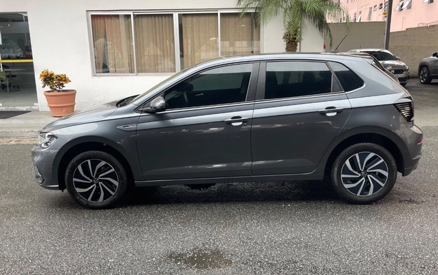 imagem-https://www.socarrao.com.br/sc-vehicle-images-prod/4003867/1790015175908-YmYwMDAxNDQtN2UxOS00ZGJiLWJjZjAtM2RkNzcwNjJiNWNiLmpwZWc.jpeg