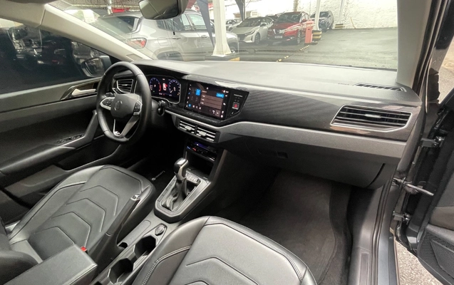imagem-https://www.socarrao.com.br/sc-vehicle-images-prod/4003867/1790015176540-MDM5YjdkNTUtMjBmNi00OTU0LTllNmYtYjJjNTU3OWMwNDRkLmpwZWc.jpeg