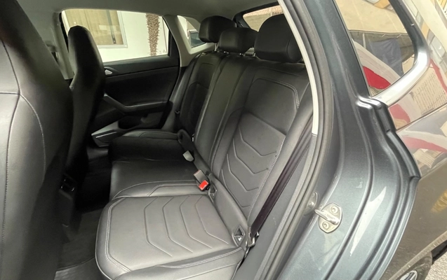 imagem-https://www.socarrao.com.br/sc-vehicle-images-prod/4003867/1790015176633-YTdmNGFlZTktN2EwNi00ODc5LWE5NDMtNzc3NmYxMzFiNjVlLmpwZWc.jpeg