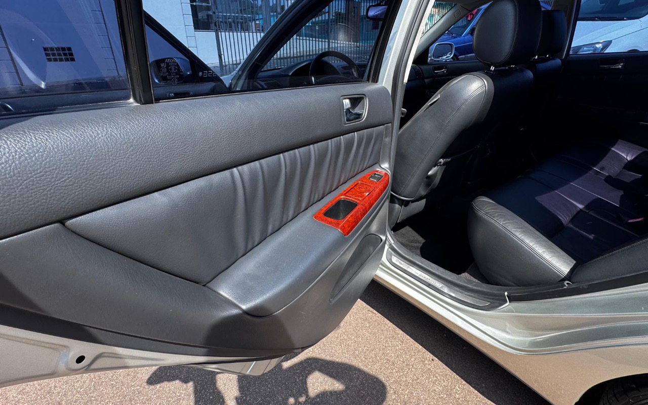 imagem-https://www.socarrao.com.br/sc-vehicle-images-prod/4003876/1790015219582-OGRiNWIzNGEtMTllNS00N2U2LWE5ODctNjNhNTllNjU0N2FjLmpwZWc.jpeg