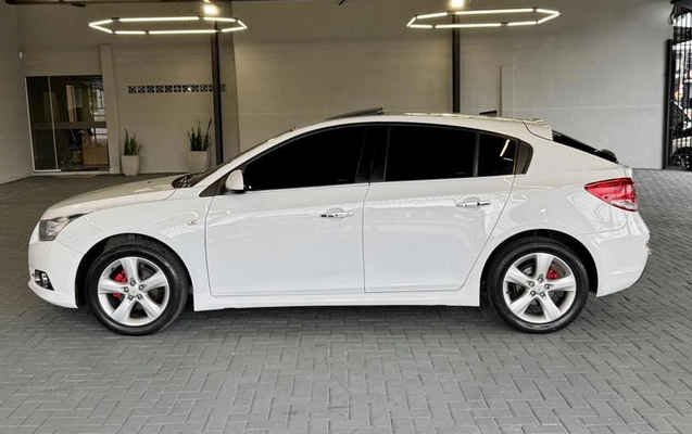 imagem-https://www.socarrao.com.br/sc-vehicle-images-prod/4004021/1790015396019-8455880_18_B_3fca7a59b4.jpeg