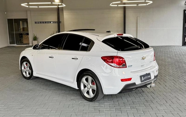 imagem-https://www.socarrao.com.br/sc-vehicle-images-prod/4004021/1790015396021-8455880_19_B_e8308b6138.jpeg