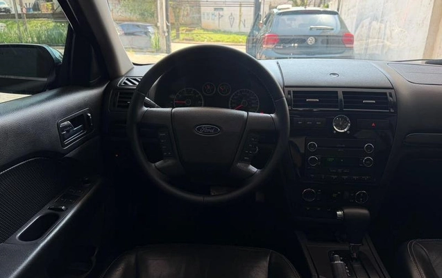 imagem-https://www.socarrao.com.br/sc-vehicle-images-prod/4004061/1790021508684-8496902_8_B_5a1715e633.jpeg