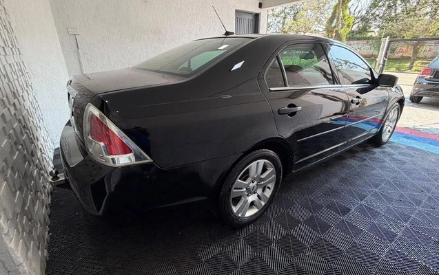 imagem-https://www.socarrao.com.br/sc-vehicle-images-prod/4004061/1790021508702-8496902_16_B_4f997e198b.jpeg