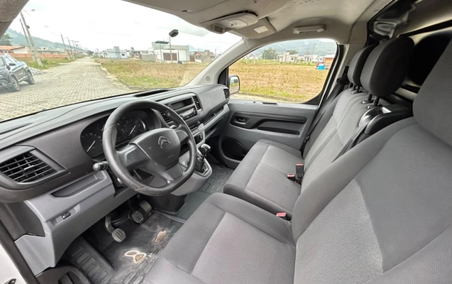 imagem-https://www.socarrao.com.br/sc-vehicle-images-prod/4004085/1790015516075-2_033123.jpg