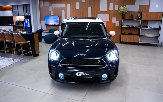 imagem-https://www.socarrao.com.br/sc-vehicle-images-prod/4004150/1790015610273-17_055351.jpg