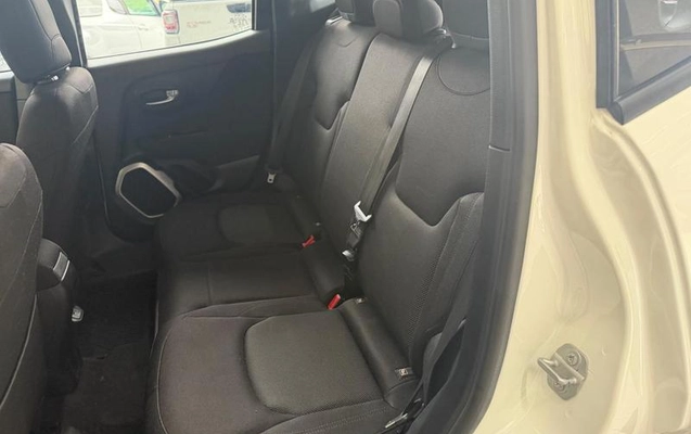 imagem-https://www.socarrao.com.br/sc-vehicle-images-prod/4004194/1790015638024-8471331_13_B_fbf7a8460a.jpeg
