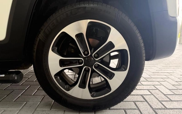 imagem-https://www.socarrao.com.br/sc-vehicle-images-prod/4004194/1790015638025-8471331_6_B_f232a48e67.jpeg