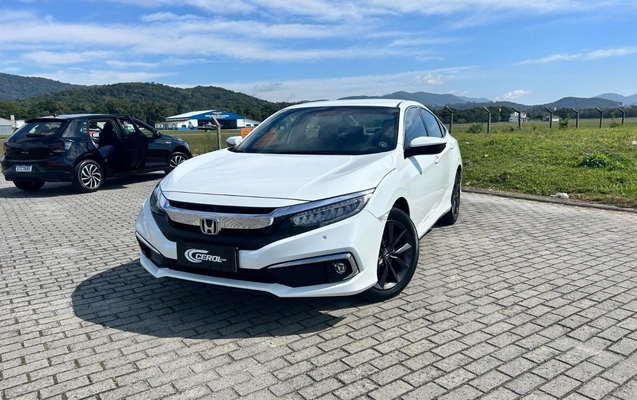 imagem-https://www.socarrao.com.br/sc-vehicle-images-prod/4004225/1790015666238-16_034633.jpg