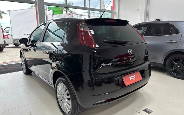 imagem-https://www.socarrao.com.br/sc-vehicle-images-prod/4004294/1790015907611-dndnaHd0LmpwZWc.jpeg