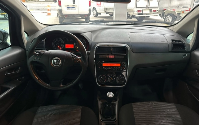 imagem-https://www.socarrao.com.br/sc-vehicle-images-prod/4004294/1790015907986-Z3FlLmpwZWc.jpeg