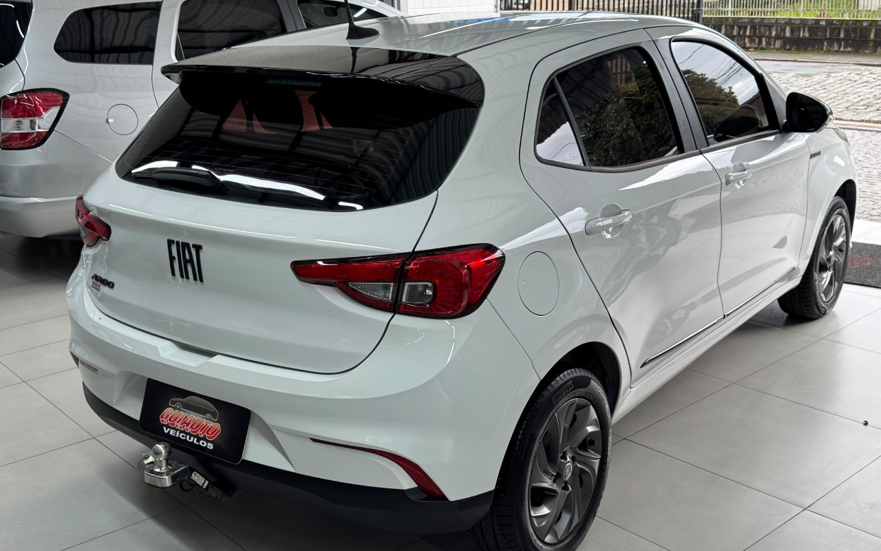 imagem-https://www.socarrao.com.br/sc-vehicle-images-prod/4004295/1790015930619-ZDNmNDY5MjQtZmRlYS00MmRmLWFiZWMtOWE0OTMzYzIyODQ0LmpwZWc.jpeg