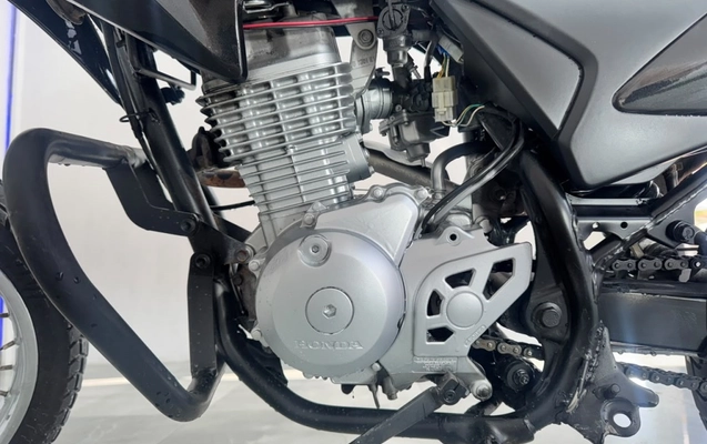 imagem-https://www.socarrao.com.br/sc-vehicle-images-prod/4004321/1790016093127-8_100810.jpg