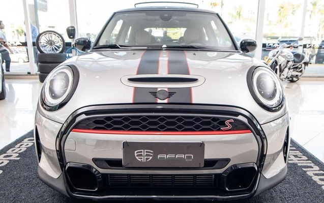 imagem-https://www.socarrao.com.br/sc-vehicle-images-prod/4004384/1790016162842-8489005_1_B_948a6eba76.jpeg