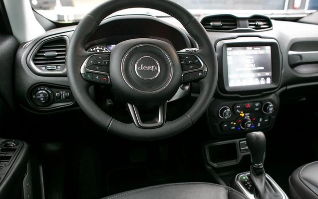 imagem-https://www.socarrao.com.br/sc-vehicle-images-prod/4004387/1790016164421-8490833_11_B_5d66f549e7.jpeg