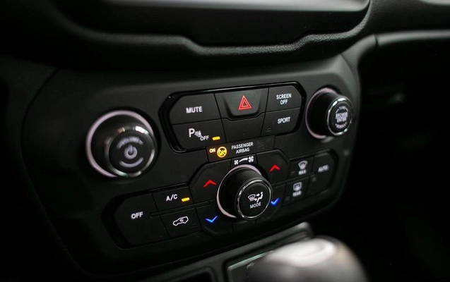 imagem-https://www.socarrao.com.br/sc-vehicle-images-prod/4004387/1790016164434-8490833_18_B_c5e61b06b9.jpeg