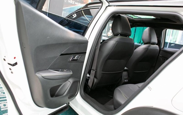 imagem-https://www.socarrao.com.br/sc-vehicle-images-prod/4004393/1790016169162-8494395_16_B_98d4a02465.jpeg