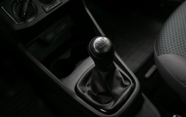 imagem-https://www.socarrao.com.br/sc-vehicle-images-prod/4004398/1790016171562-8494420_16_B_d0c4fcf2bd.jpeg