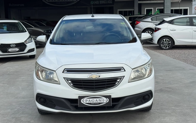 imagem-https://www.socarrao.com.br/sc-vehicle-images-prod/4004621/1790016641058-003_3ab2b6ca651b83fe45c0c047375dae45.jpeg
