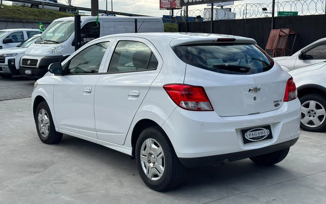 imagem-https://www.socarrao.com.br/sc-vehicle-images-prod/4004621/1790016641062-003_1328a9923271352e292c6fb0a831156d.jpeg