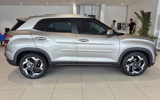 imagem-https://www.socarrao.com.br/sc-vehicle-images-prod/4004640/1790016668942-8477858_13_B_b87b3f115a.jpeg