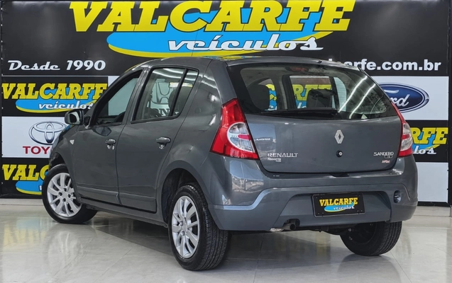 imagem-https://www.socarrao.com.br/sc-vehicle-images-prod/4004646/1790016674112-NC5qZmlm.jfif